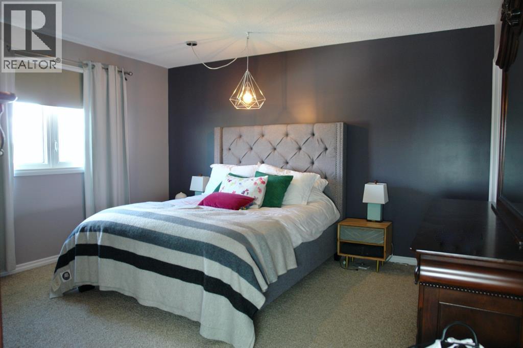 128 Romar Street, Fort McMurray