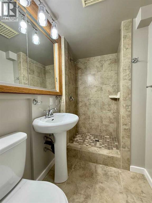 128 Romar Street, Fort McMurray