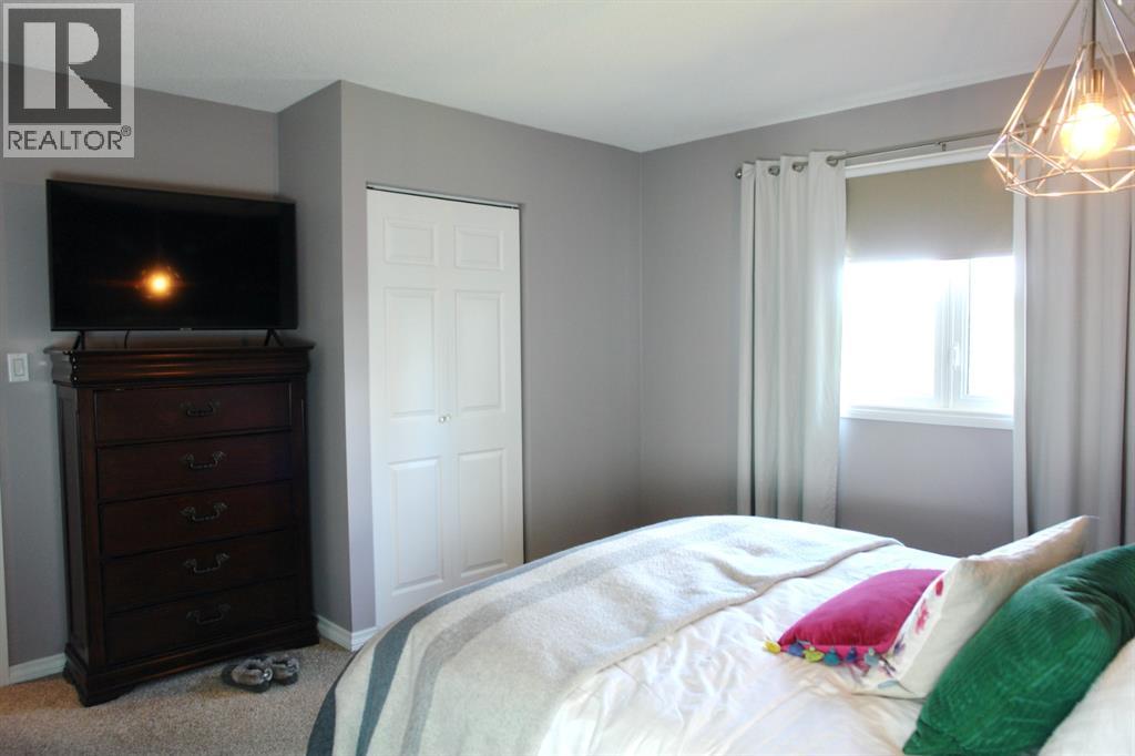 128 Romar Street, Fort McMurray