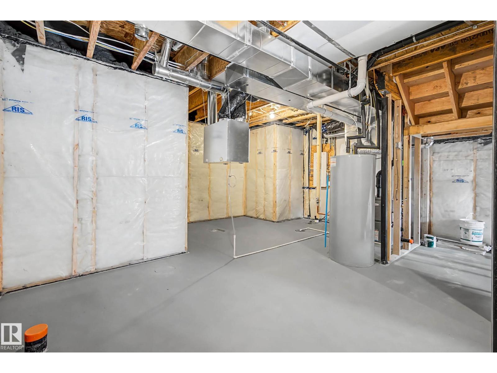 6923 51 AV, Beaumont