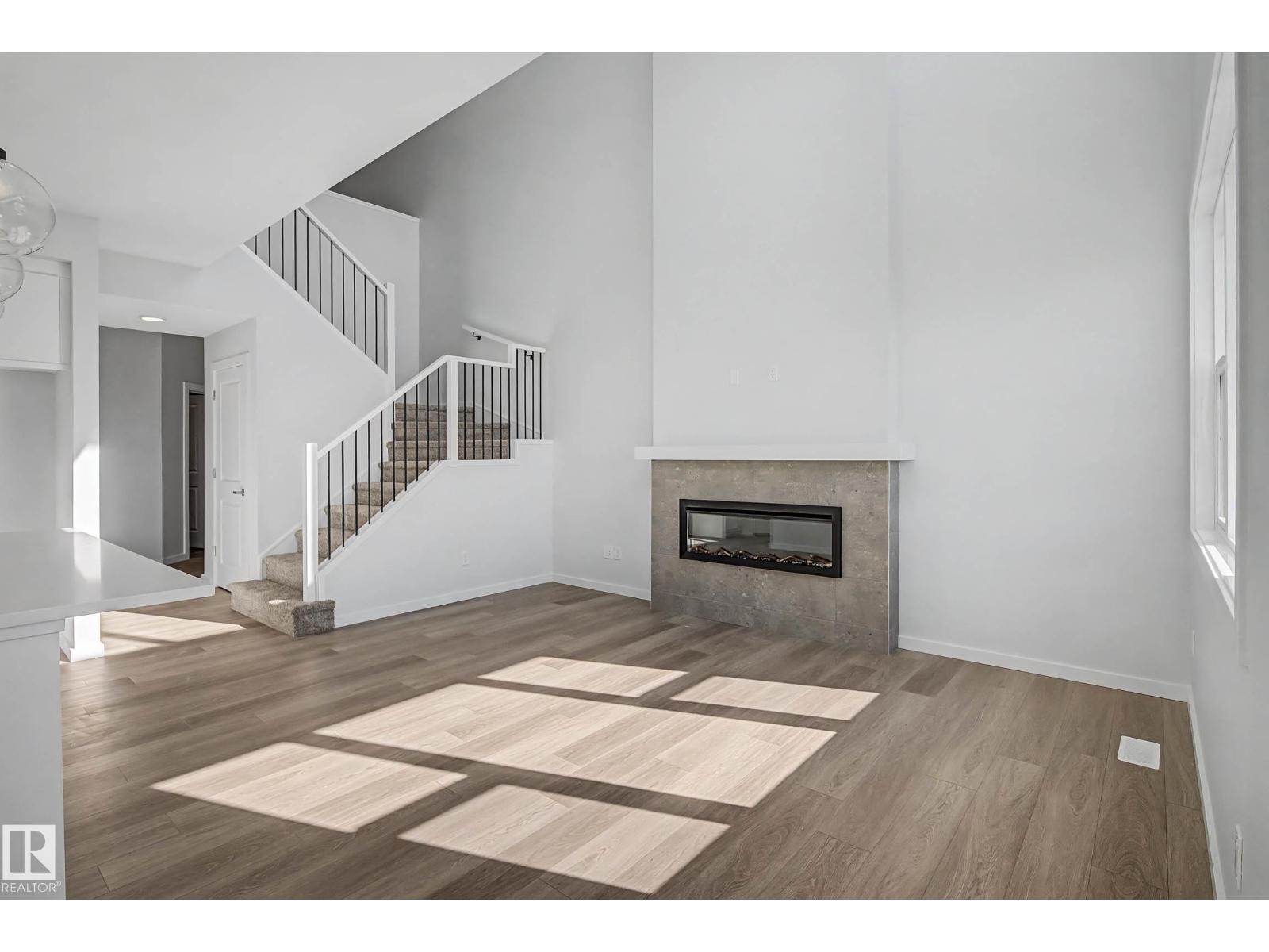 6923 51 AV, Beaumont