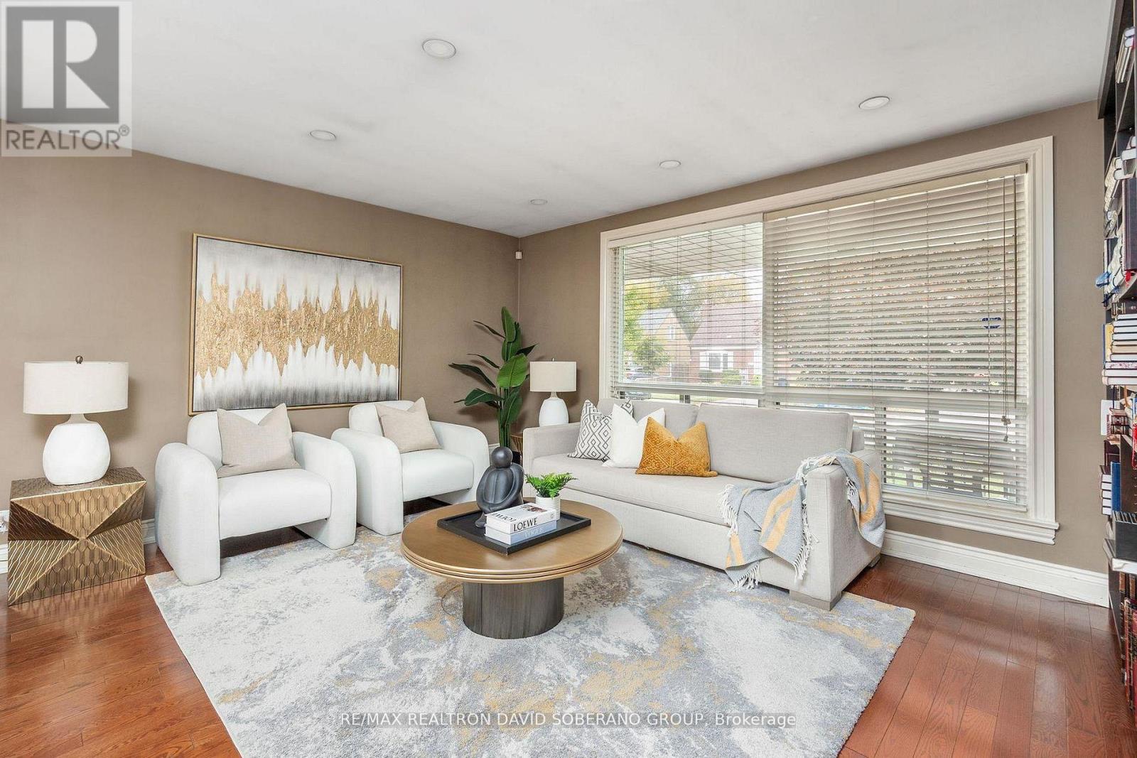 89 ALLINGHAM GARDENS - 7
