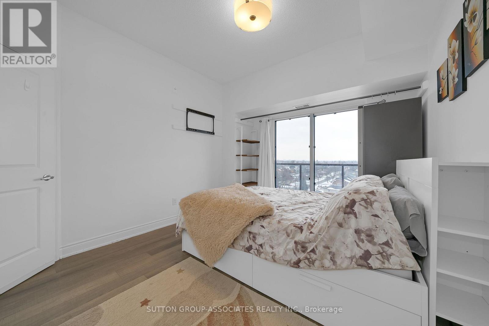 #802 760 SHEPPARD AVENUE W - 16