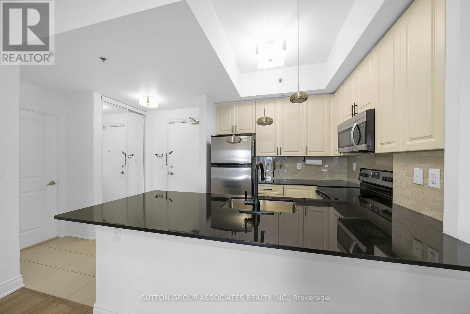 #802 760 SHEPPARD AVENUE W - 5