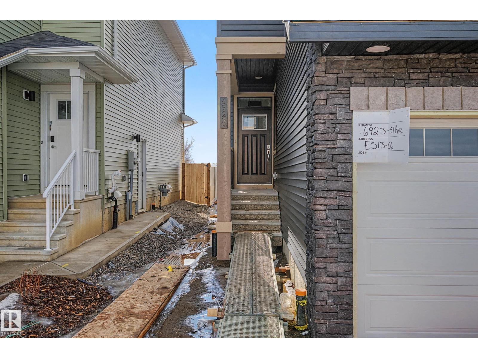 6923 51 AV, Beaumont