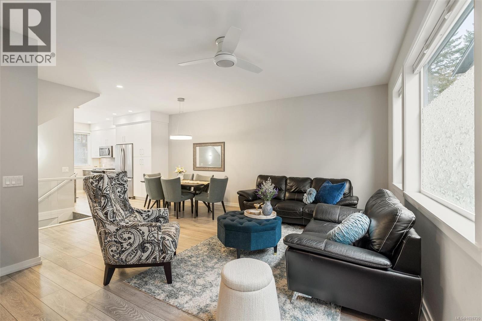 #103 694 Hoylake Ave - 18