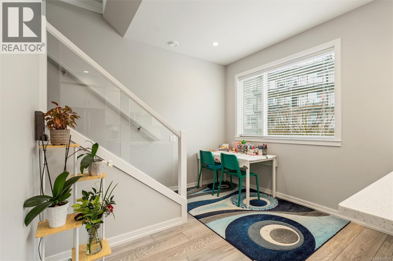 #103 694 Hoylake Ave - 20