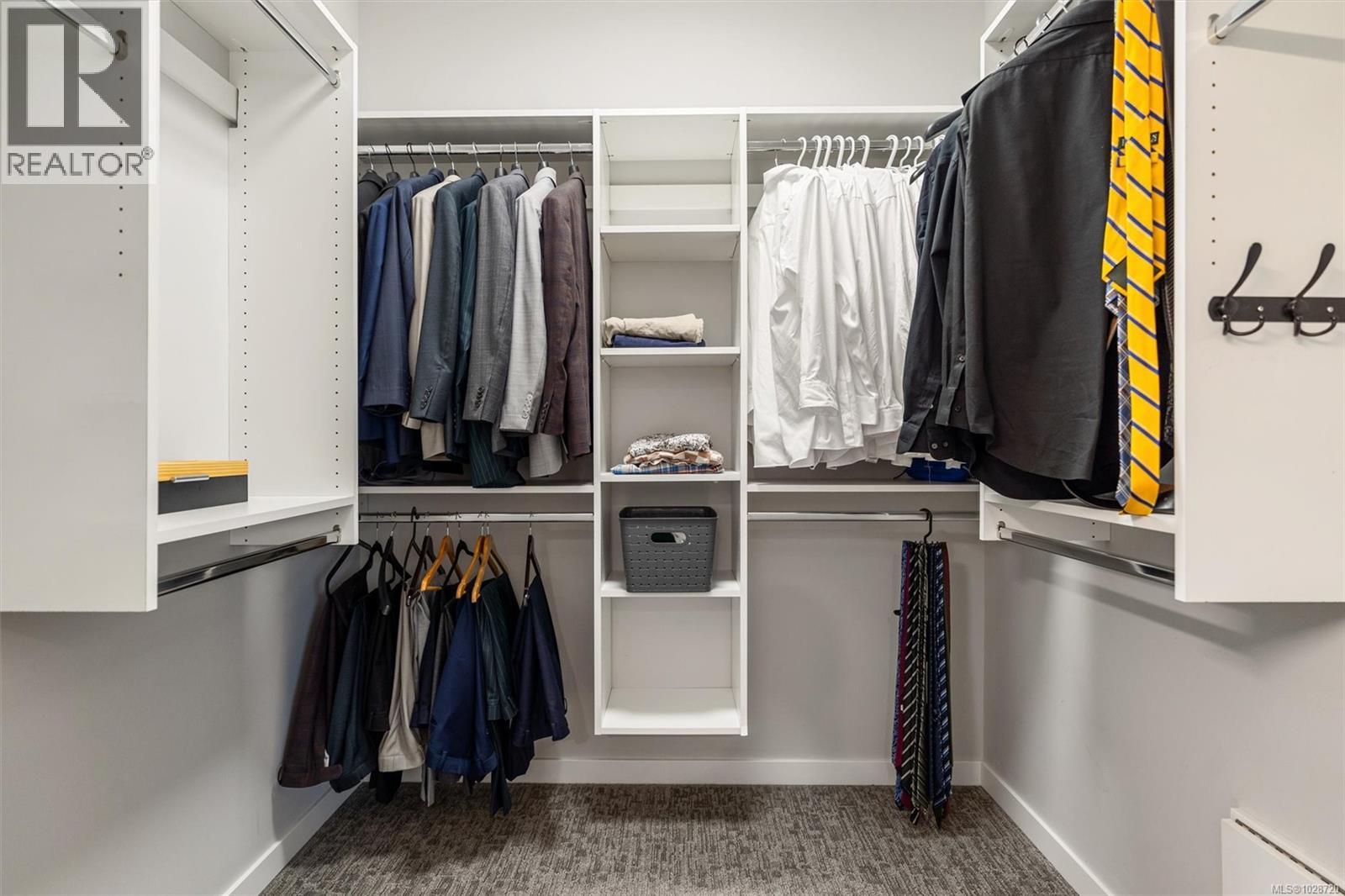 #103 694 HOYLAKE AVE - 25