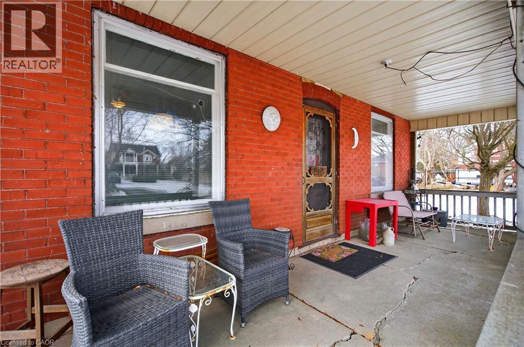 113 FREELTON ROAD - 3