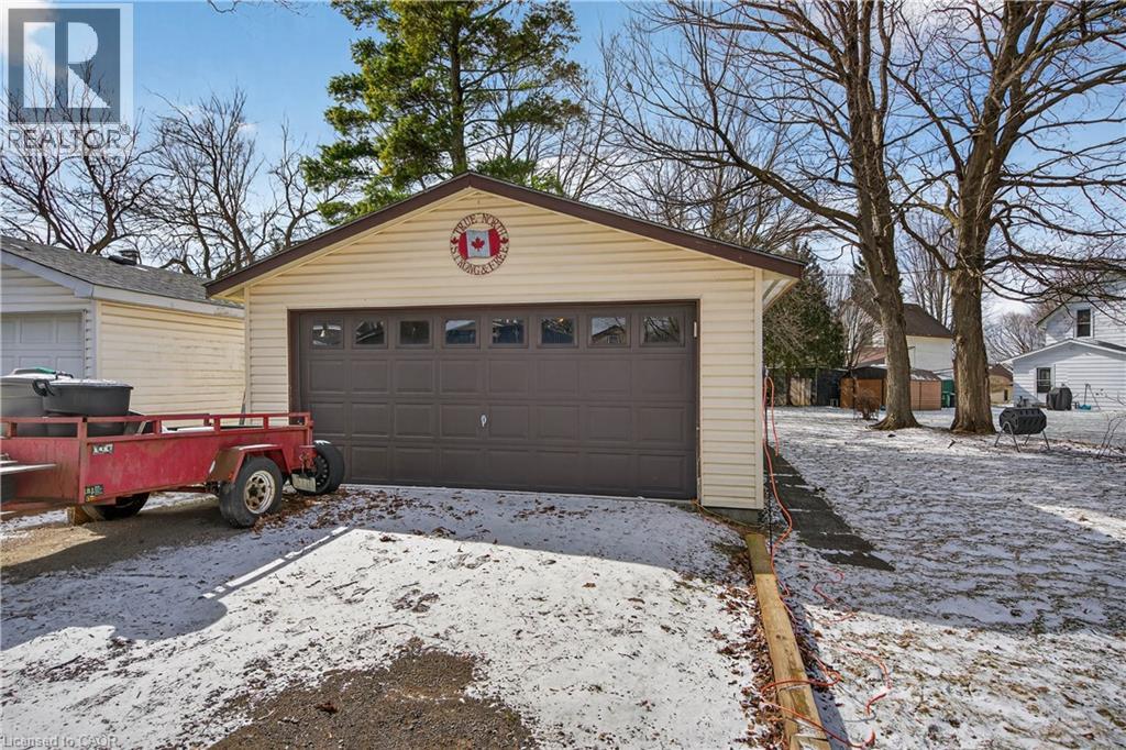 113 FREELTON ROAD - 37