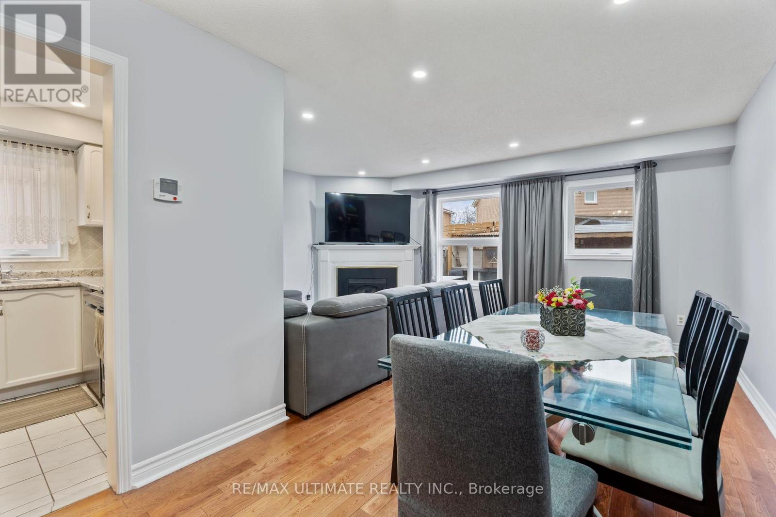 154 TOBA CRESCENT - 9