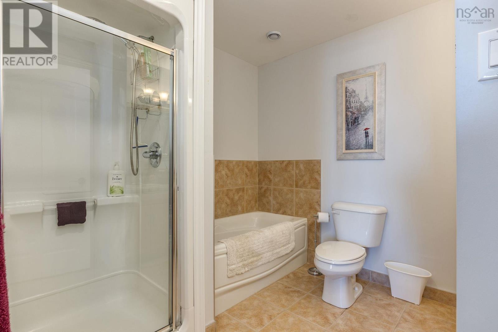 Property 11 of 44 of 502 5839 Cunard Street