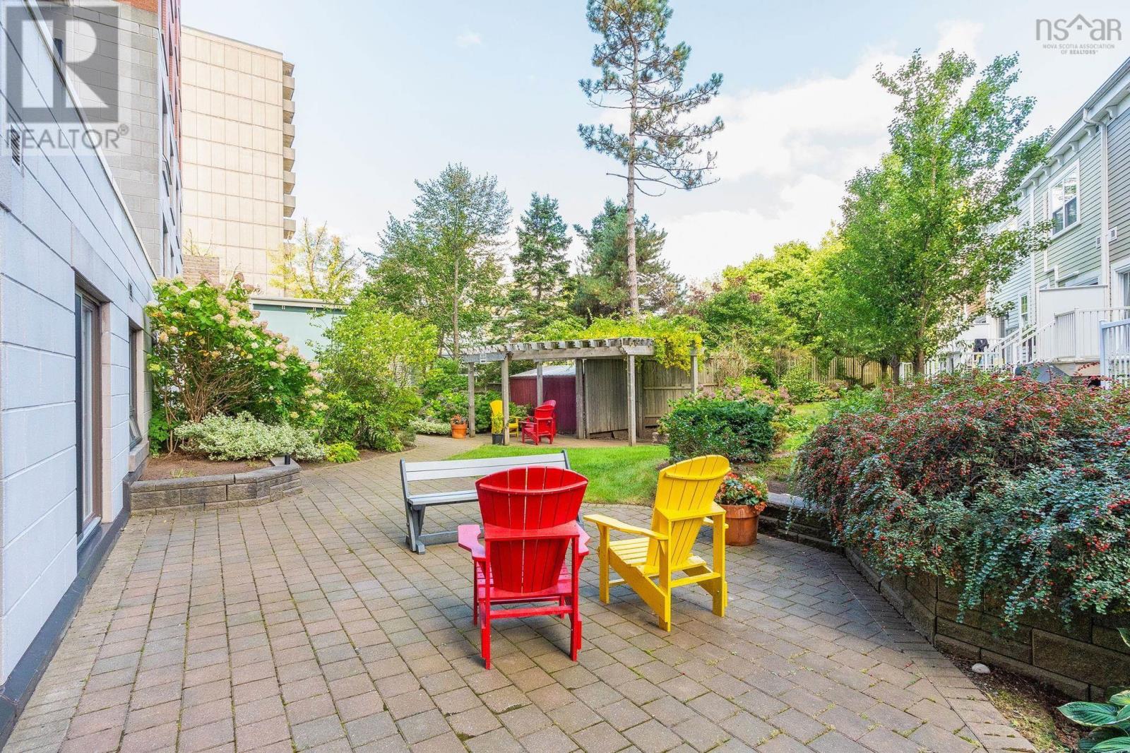 Property 32 of 44 of 502 5839 Cunard Street