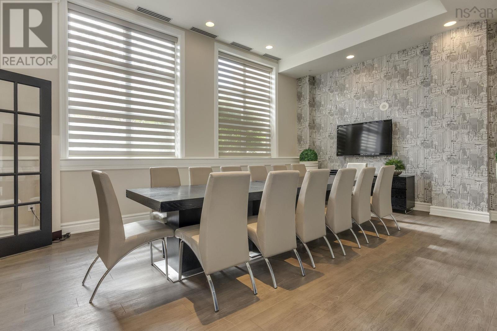 Property 27 of 44 of 502 5839 Cunard Street