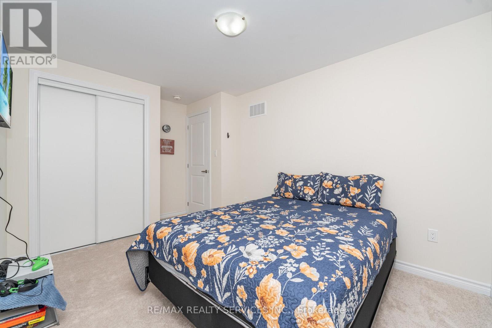 10 CONBOY DRIVE - 28