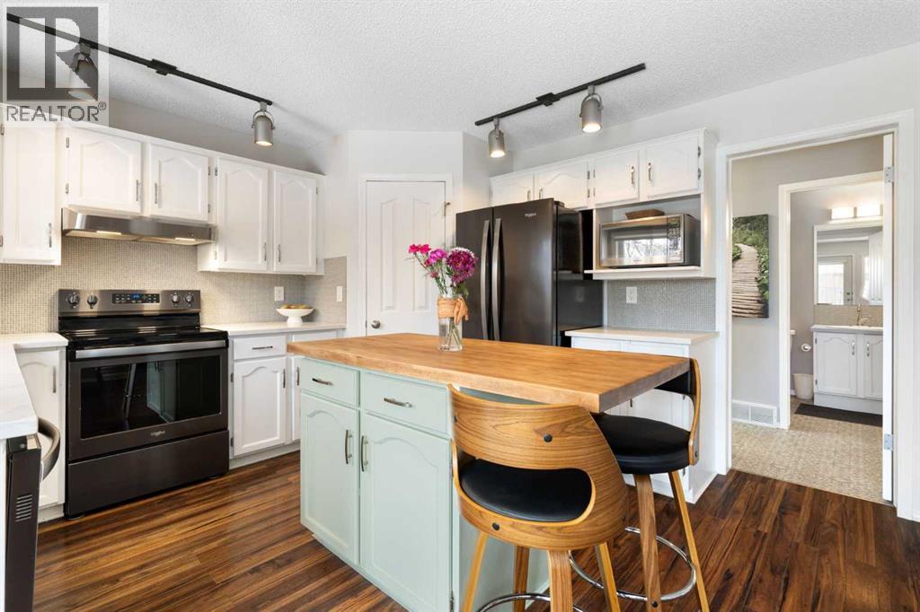 18 West Terrace Drive, Cochrane