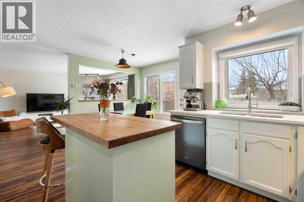 18 West Terrace Drive, Cochrane