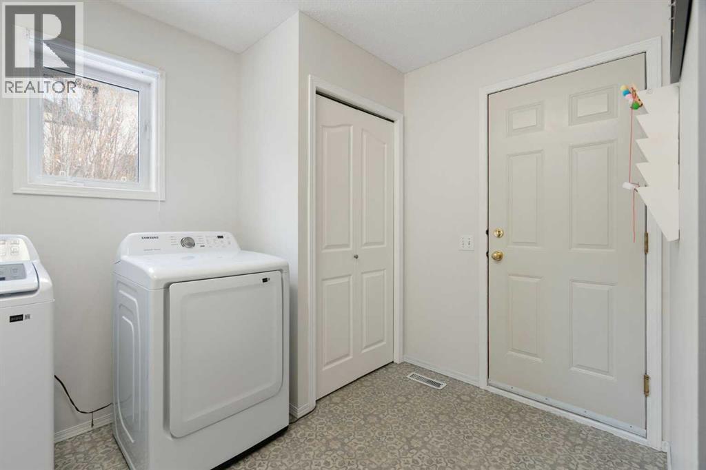 18 West Terrace Drive, Cochrane