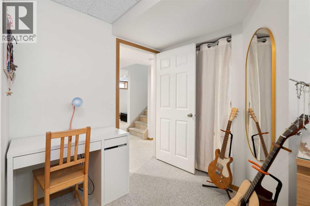 18 West Terrace Drive, Cochrane