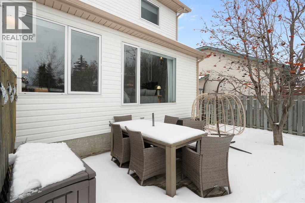 18 West Terrace Drive, Cochrane