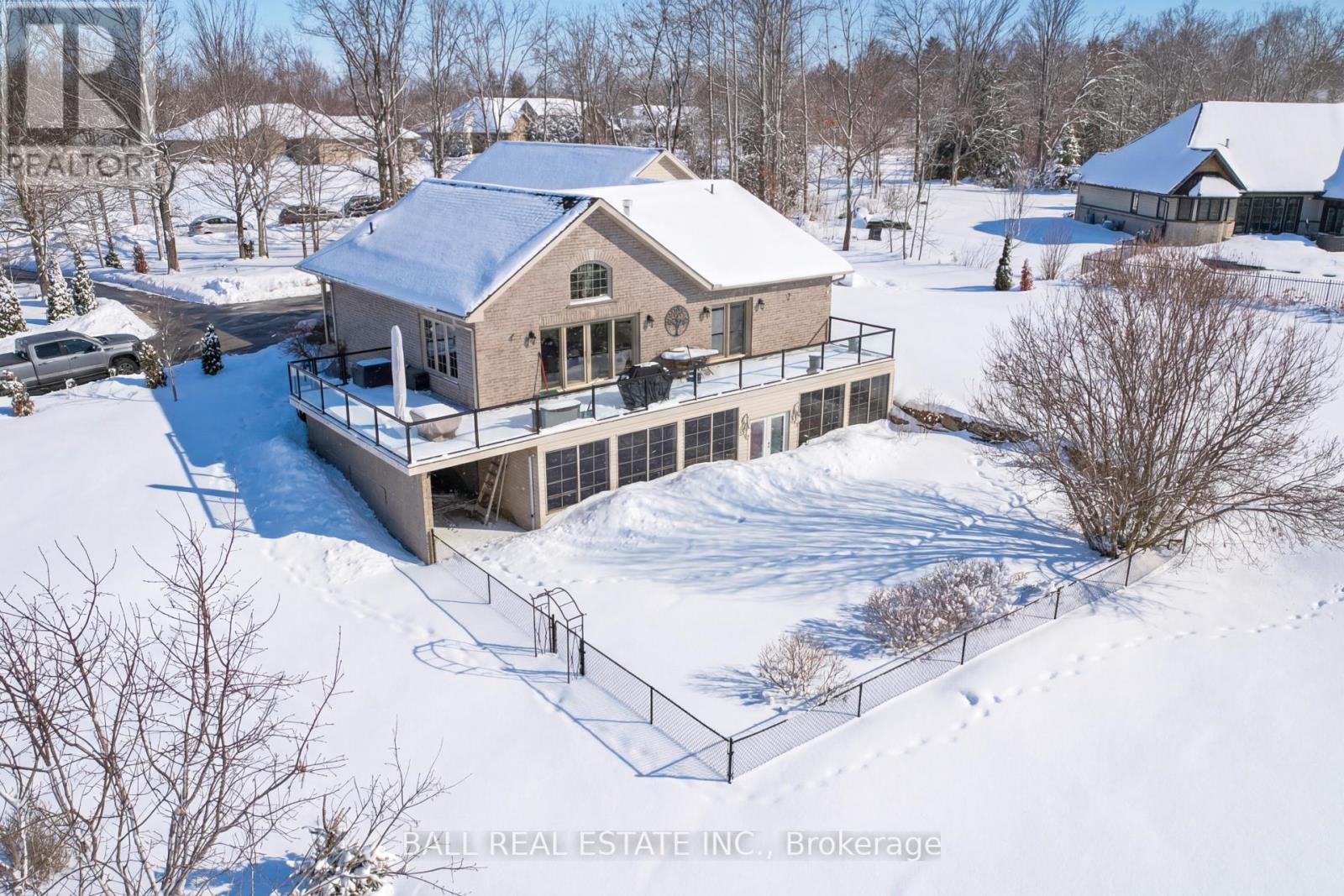 2172 KATCHEWANOOKA COURT