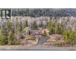 Primary Bedroom - 9250 Highway 3 & 95, Yahk, BC V0B2P0 Photo 10