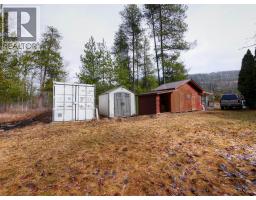 Bedroom - 9250 Highway 3 & 95, Yahk, BC V0B2P0 Photo 9