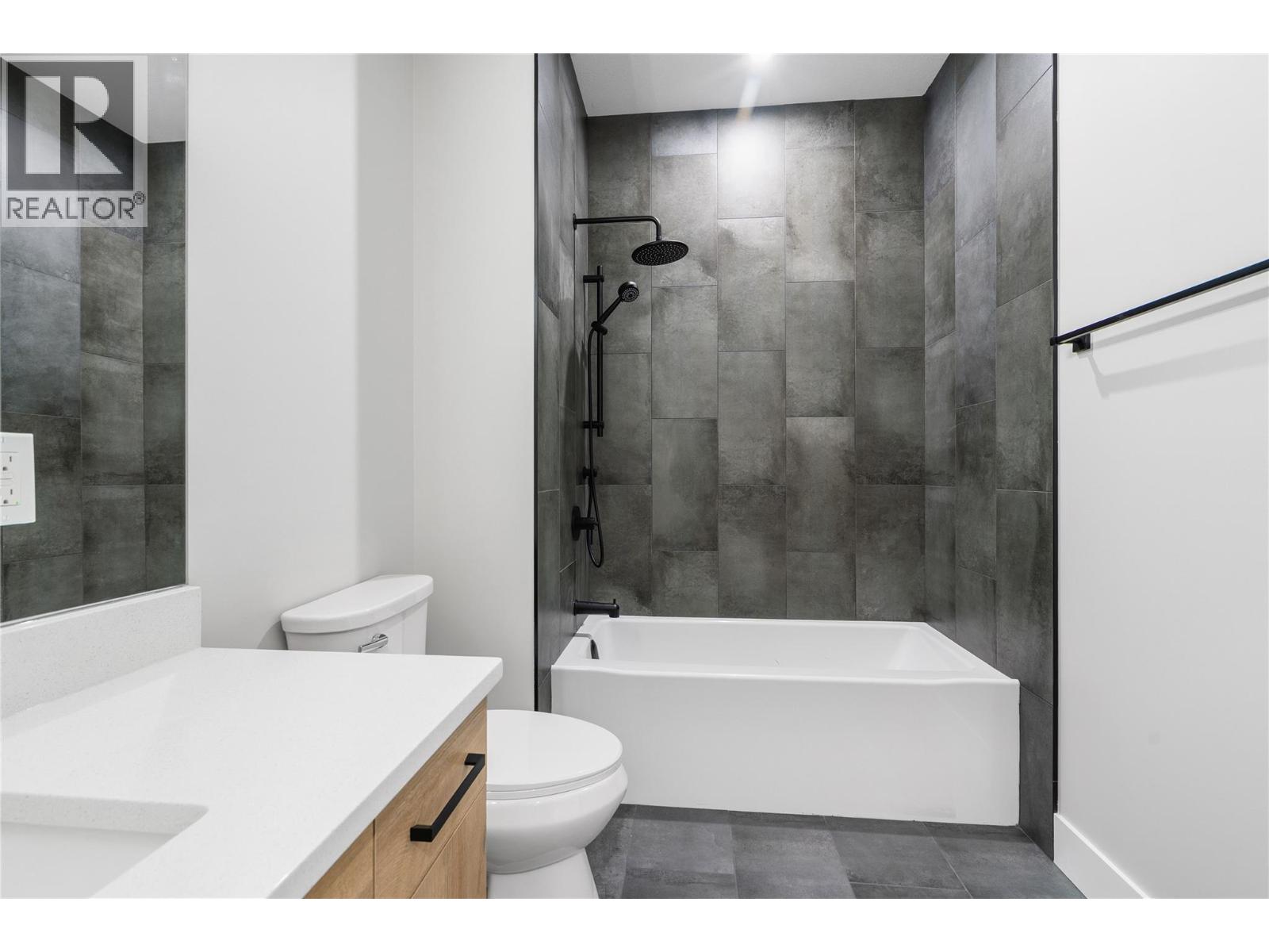 726 St Mary River Drive, Kimberley