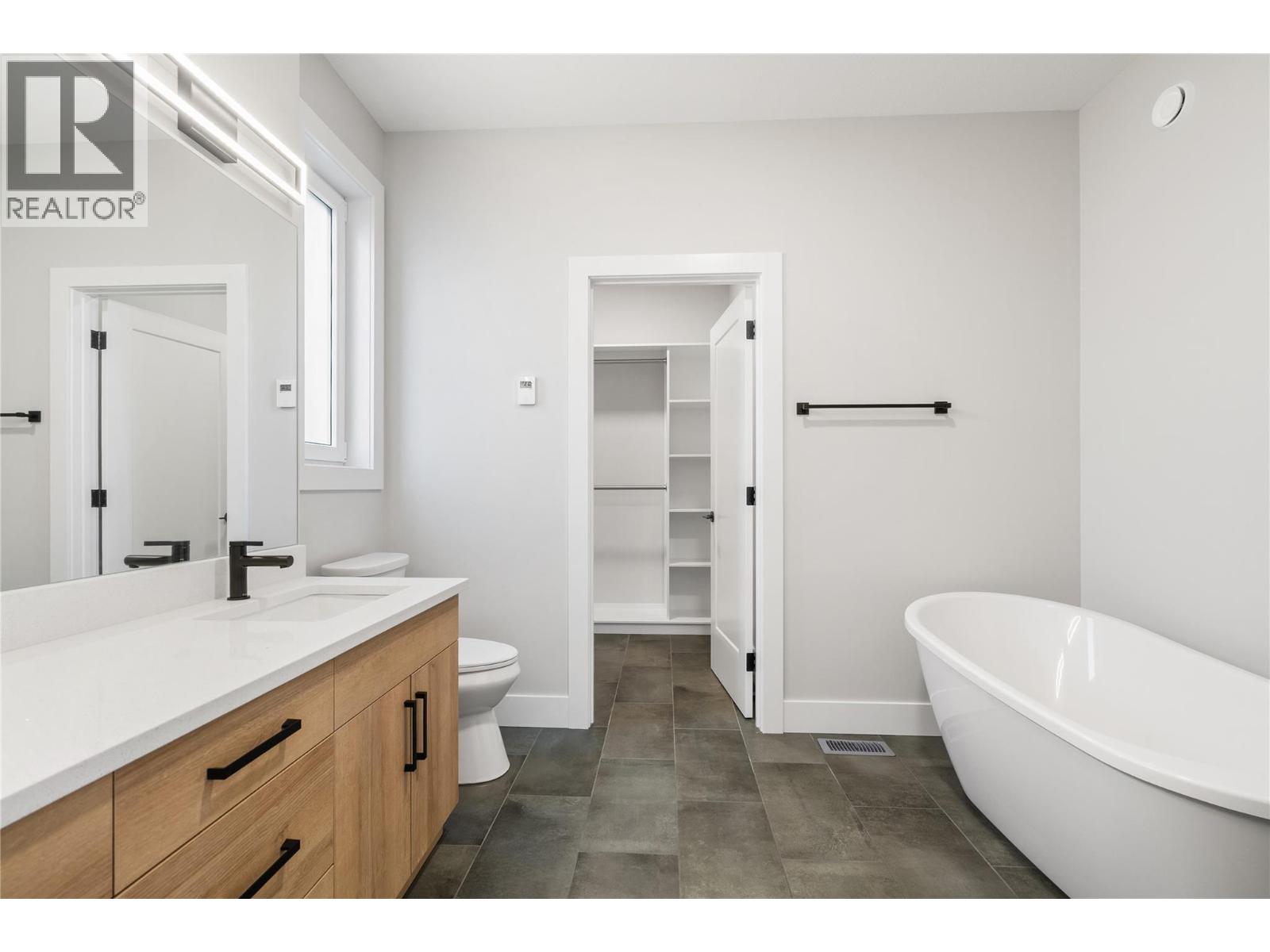 726 St Mary River Drive, Kimberley