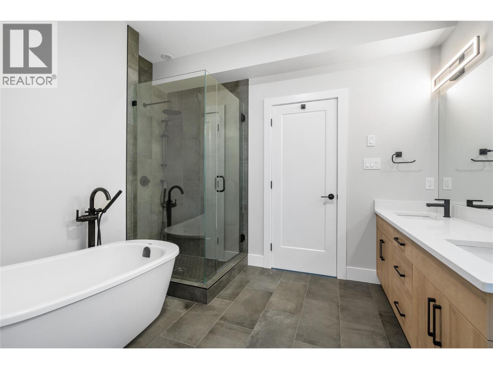 726 St Mary River Drive, Kimberley