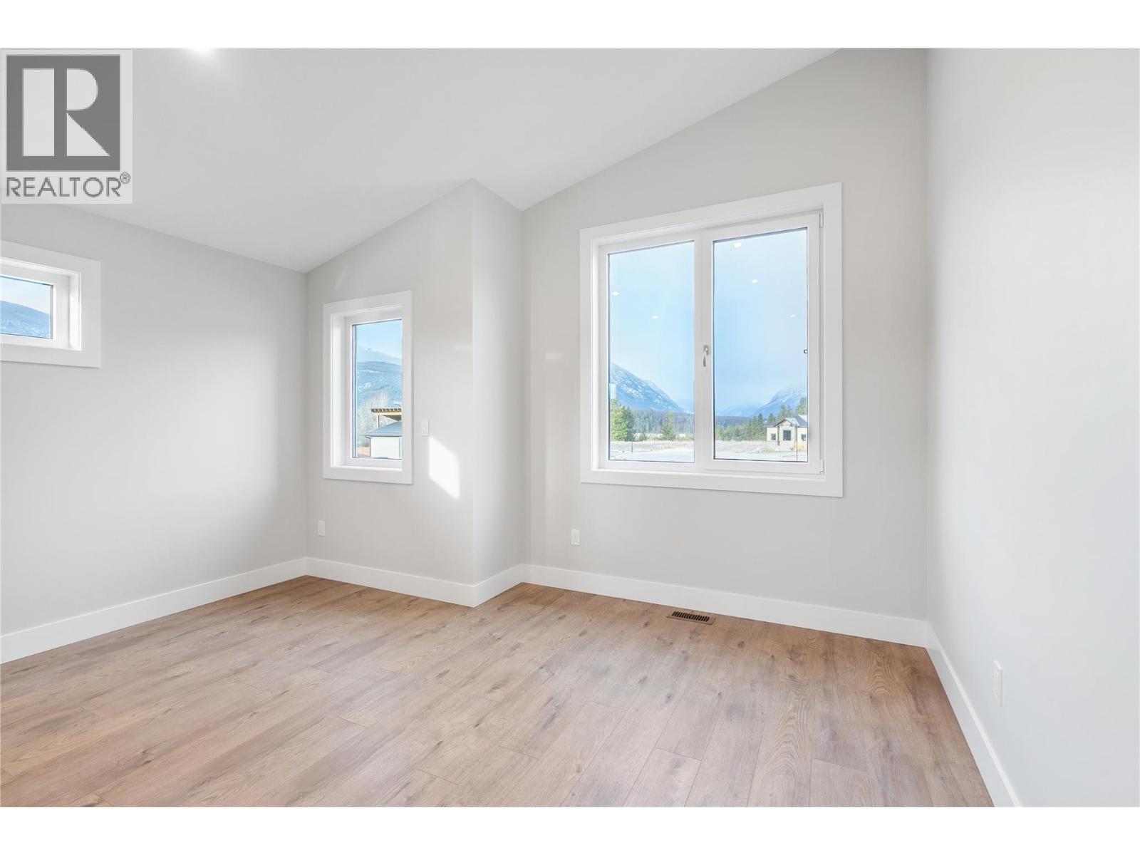 726 St Mary River Drive, Kimberley