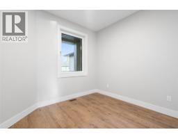 726 St Mary River Drive, Kimberley, BC V1A3J4 Photo 12