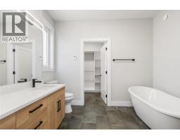 726 St Mary River Drive, Kimberley, BC V1A3J4 Photo 19