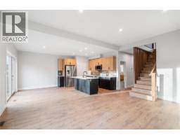 Kitchen - 726 St Mary River Drive, Kimberley, BC V1A3J4 Photo 7