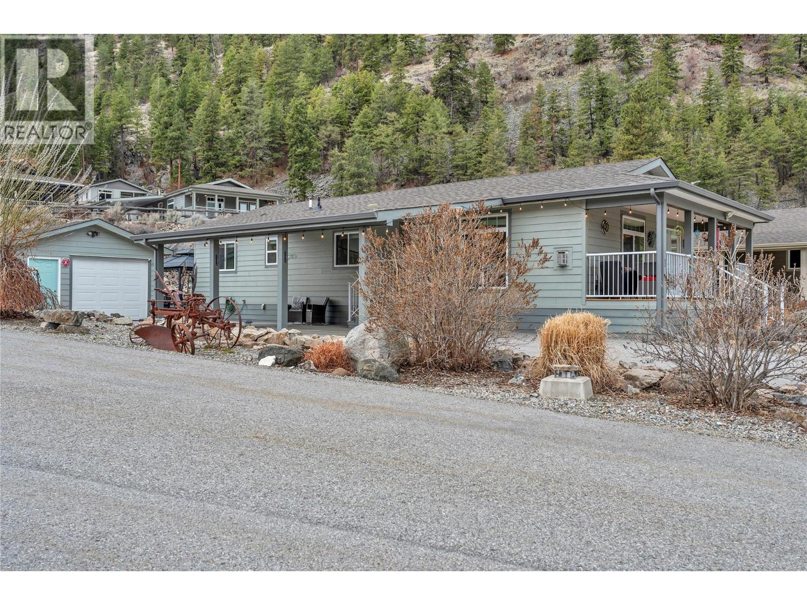 1340 3A Highway Unit# 1, Keremeos
