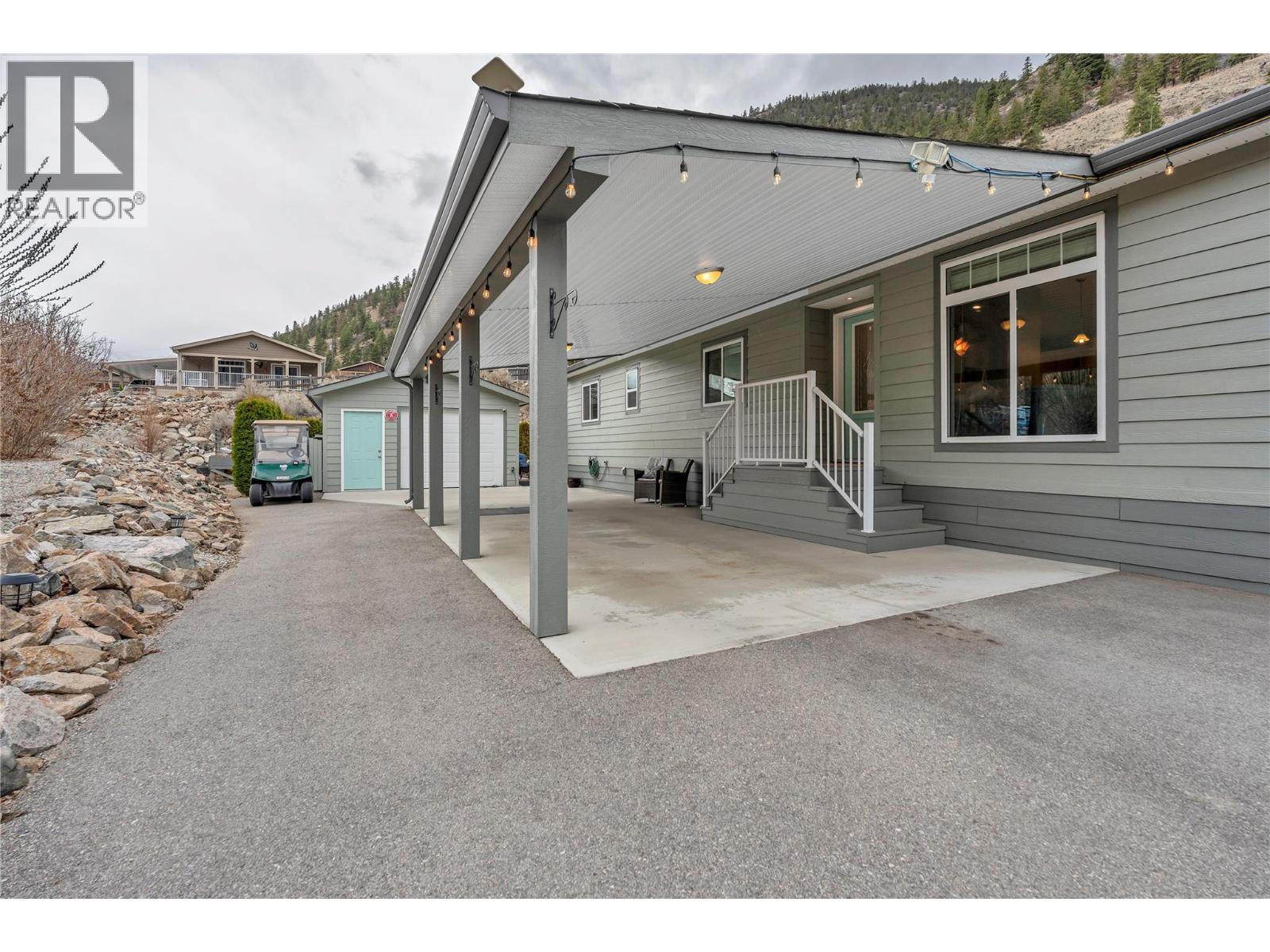 1340 3A Highway Unit# 1, Keremeos