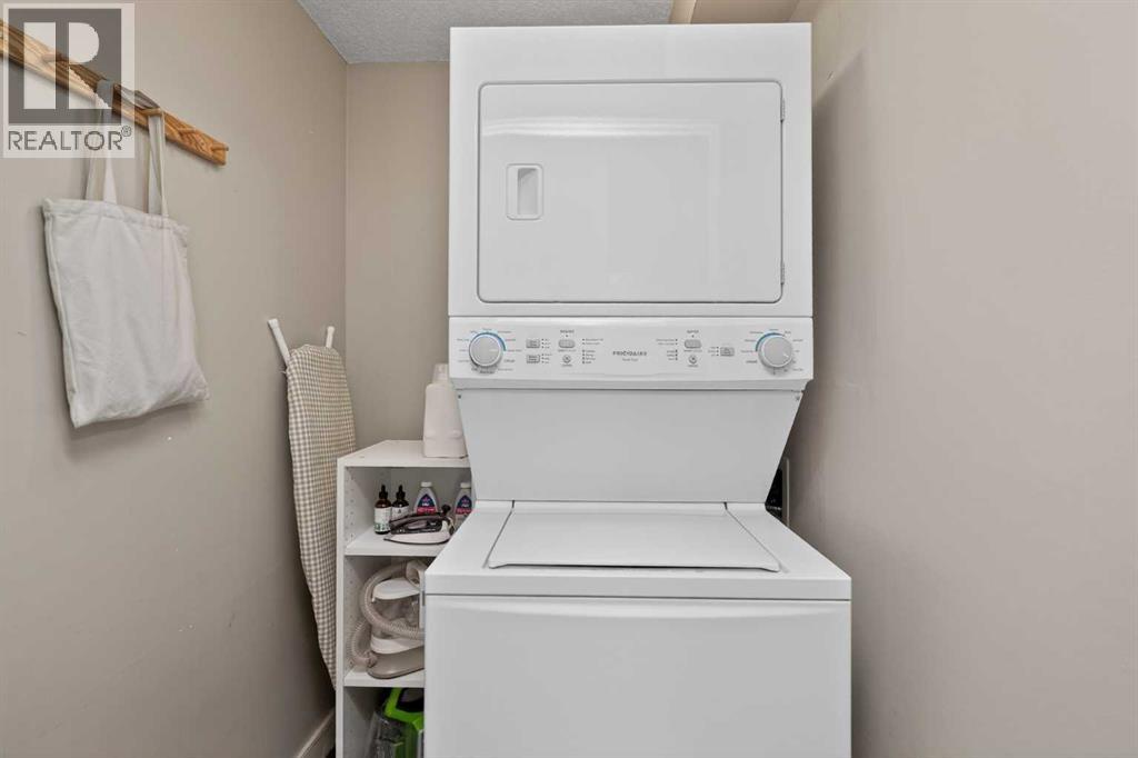 Single Family House for Sale in    Avenue SW Beltline Calgary 