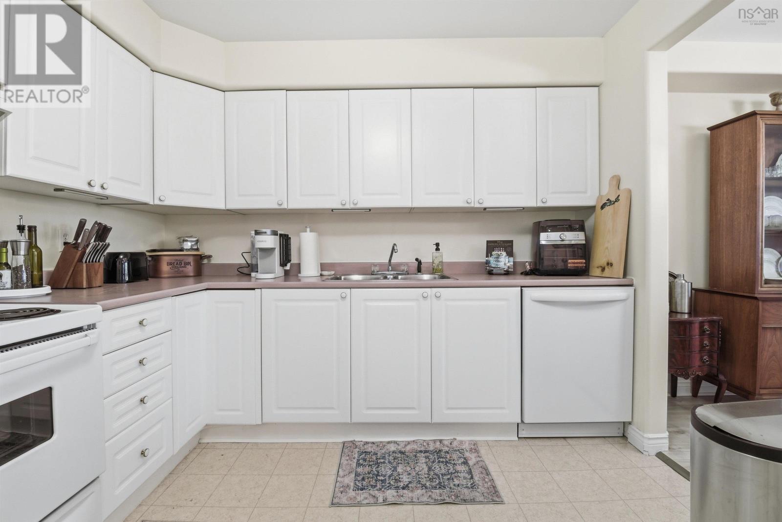 Property 9 of 21 of 410 2 Lake Drive