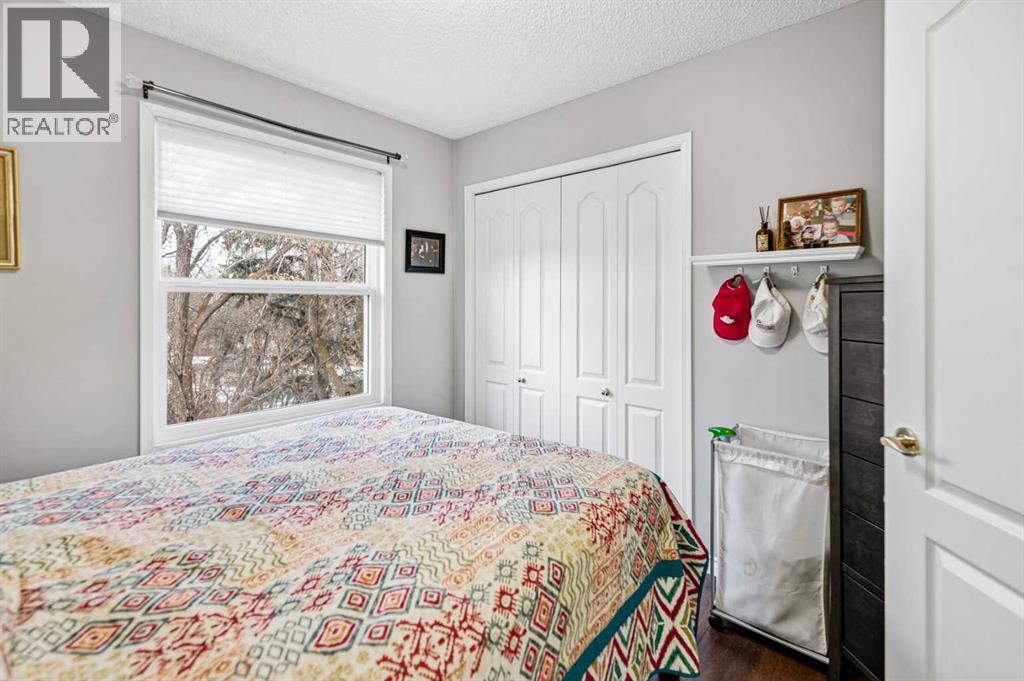 5435 Lakeshore Drive, Sylvan Lake