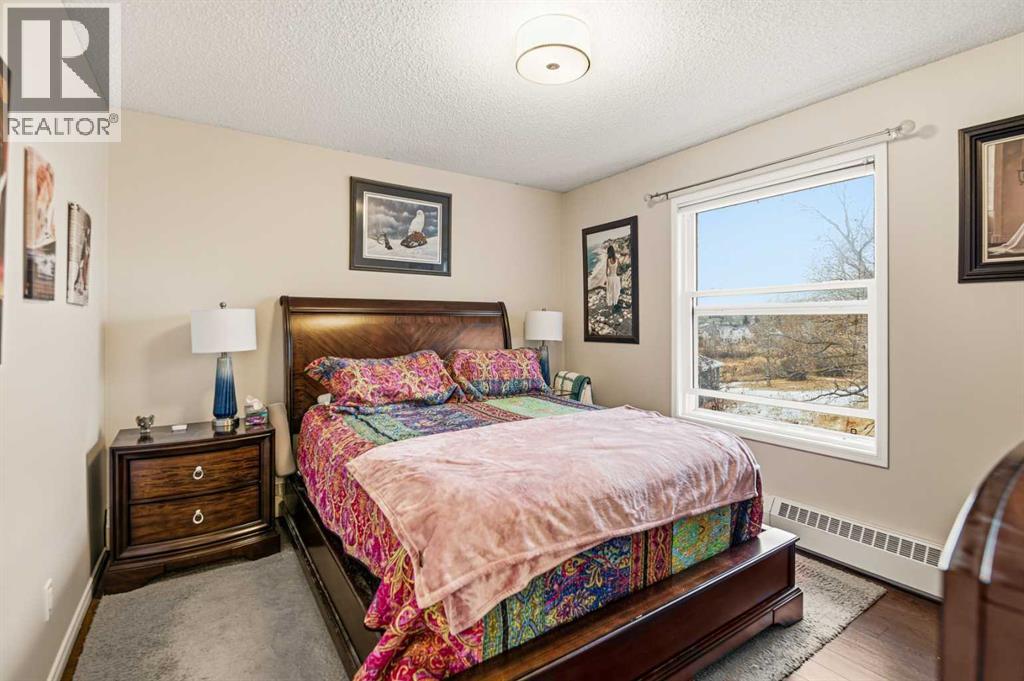 5435 Lakeshore Drive, Sylvan Lake