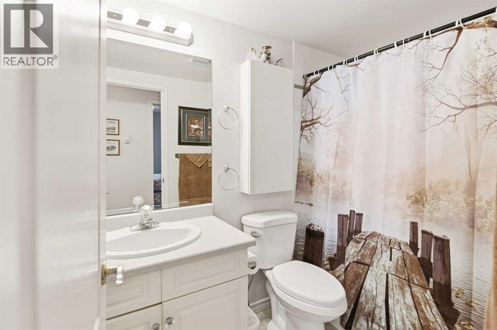 5435 Lakeshore Drive, Sylvan Lake