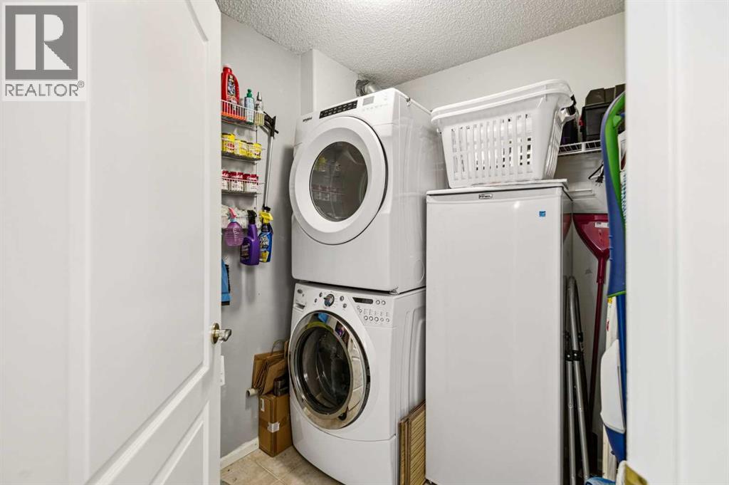 5435 Lakeshore Drive, Sylvan Lake