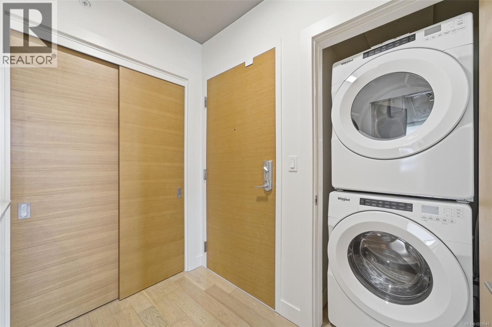 #1202 989 JOHNSON ST - 28