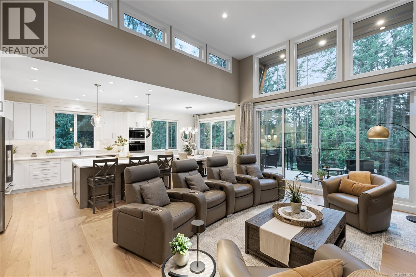 2371 Renfrew Rd - 3