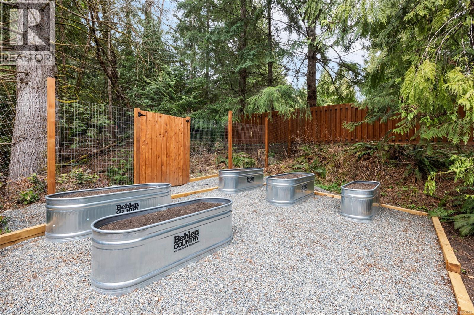 2371 Renfrew Rd - 68