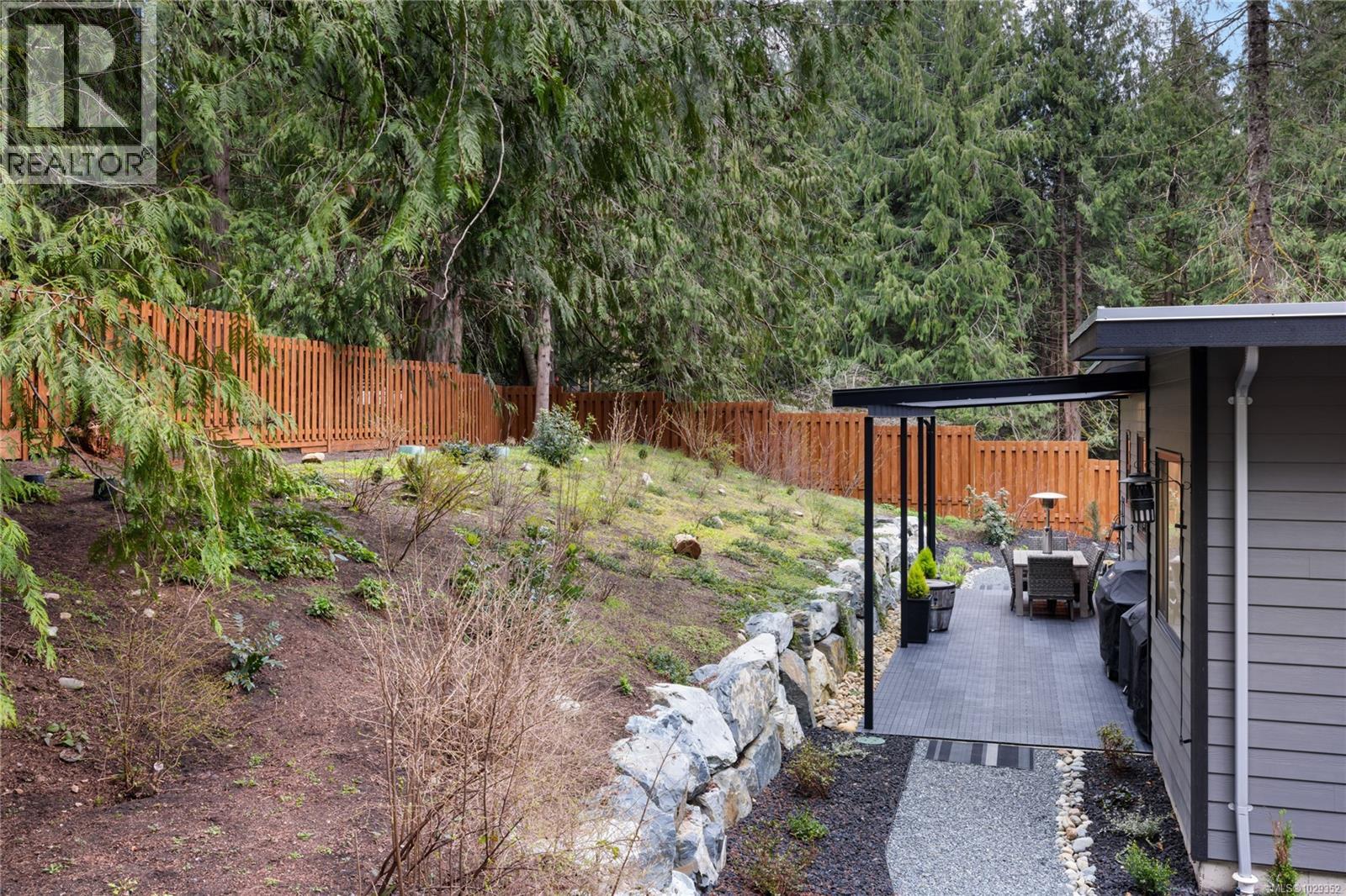 2371 Renfrew Rd - 67