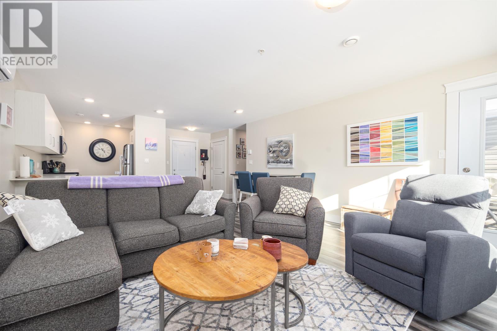 #206 29 STRATFORD ROAD - 11