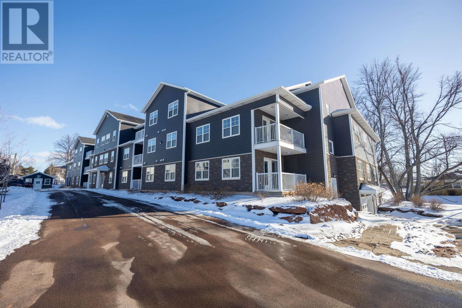 #206 29 STRATFORD ROAD - 25