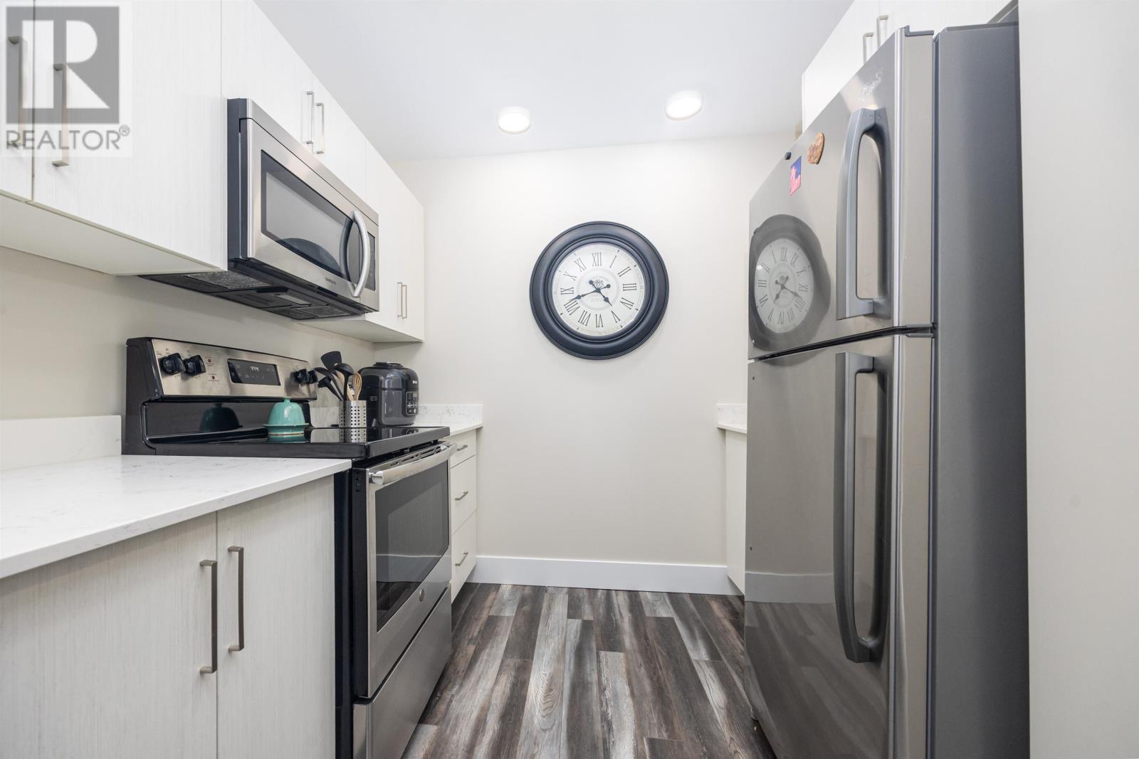 #206 29 STRATFORD ROAD - 7