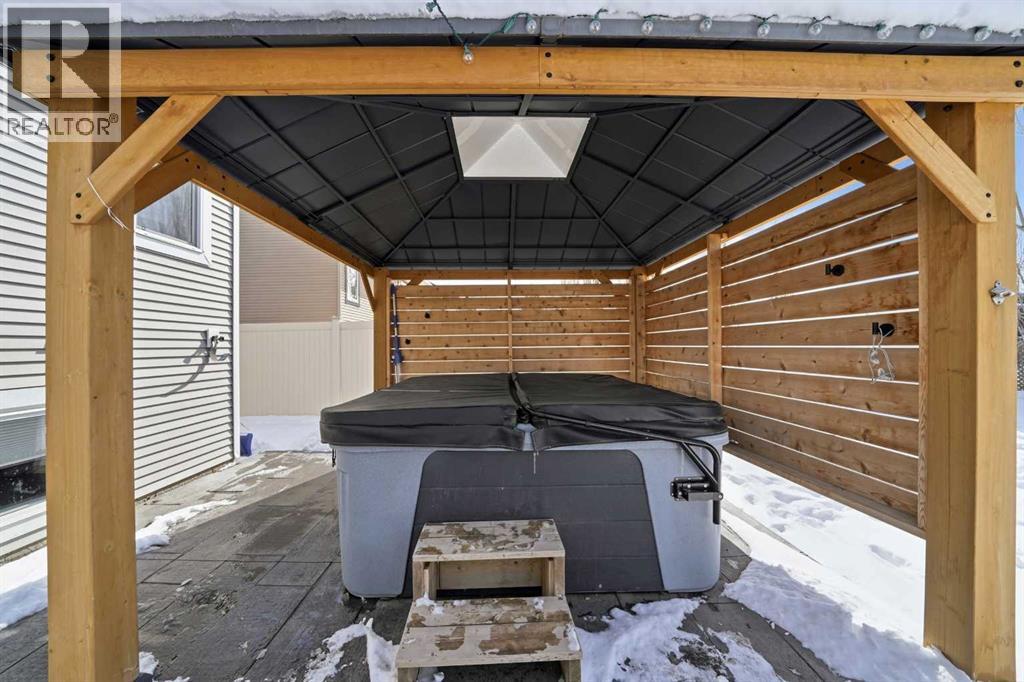 32 Rozier Close, Sylvan Lake